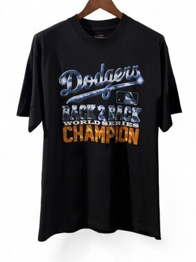 Sent 2 Heaven Exclusive LA Dodgers Back 2 Back Champion  Graphic T-shirt Size L